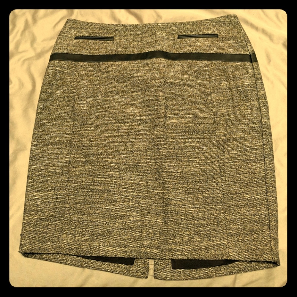 NWOT Express Grey Pencil Skirt